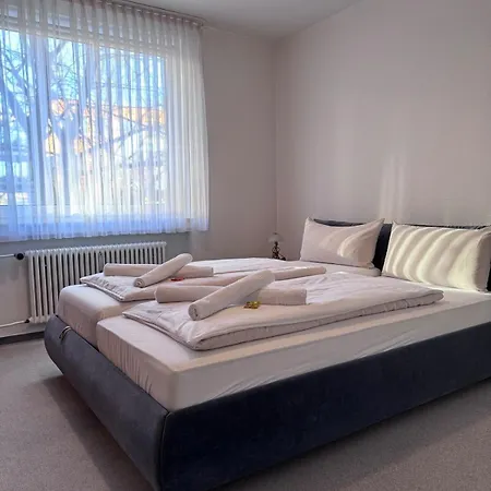 Apartmán Monteurwohnung 3-zimmer Mit Balkon *