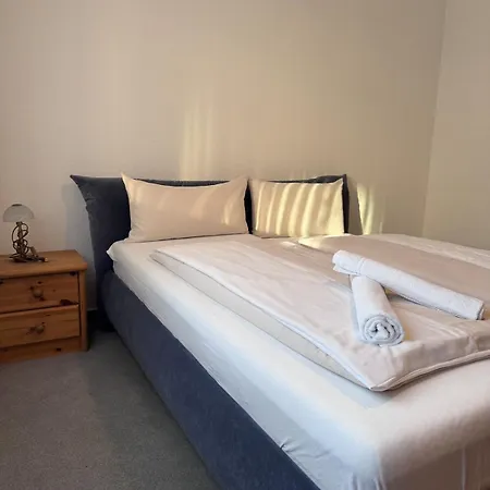 Apartmán Monteurwohnung 3-zimmer Mit Balkon